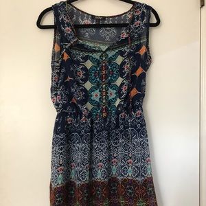 Pretty summer dress.